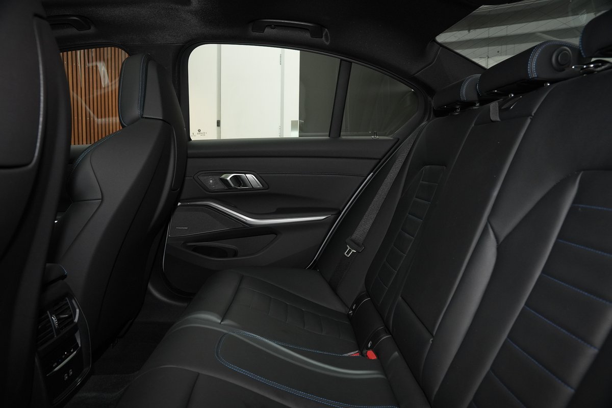 2024 BMW 3 Series M340i xDrive G20 LCI Four Wheel Drive image 11