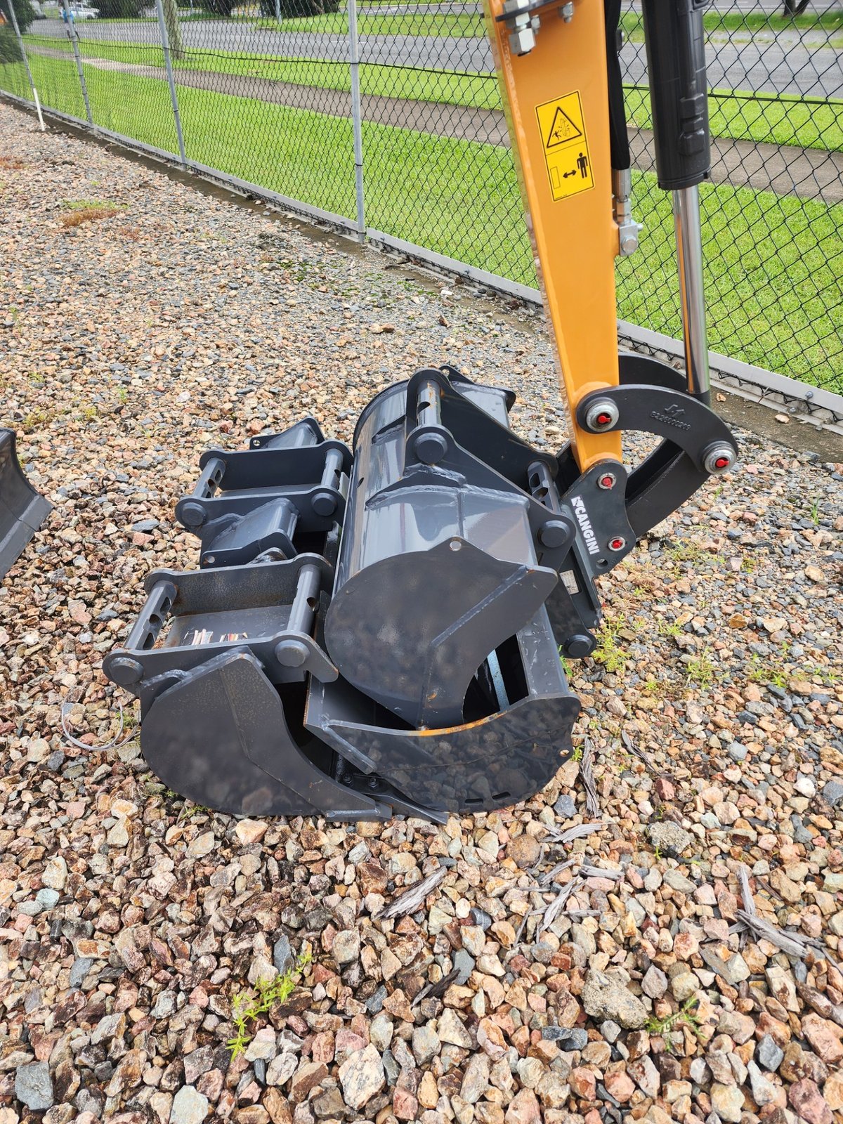 Norm Engineering Bucket Package – Mech Half Hitch, 300mm, 500mm, 600mm Gp & 800mm Mud