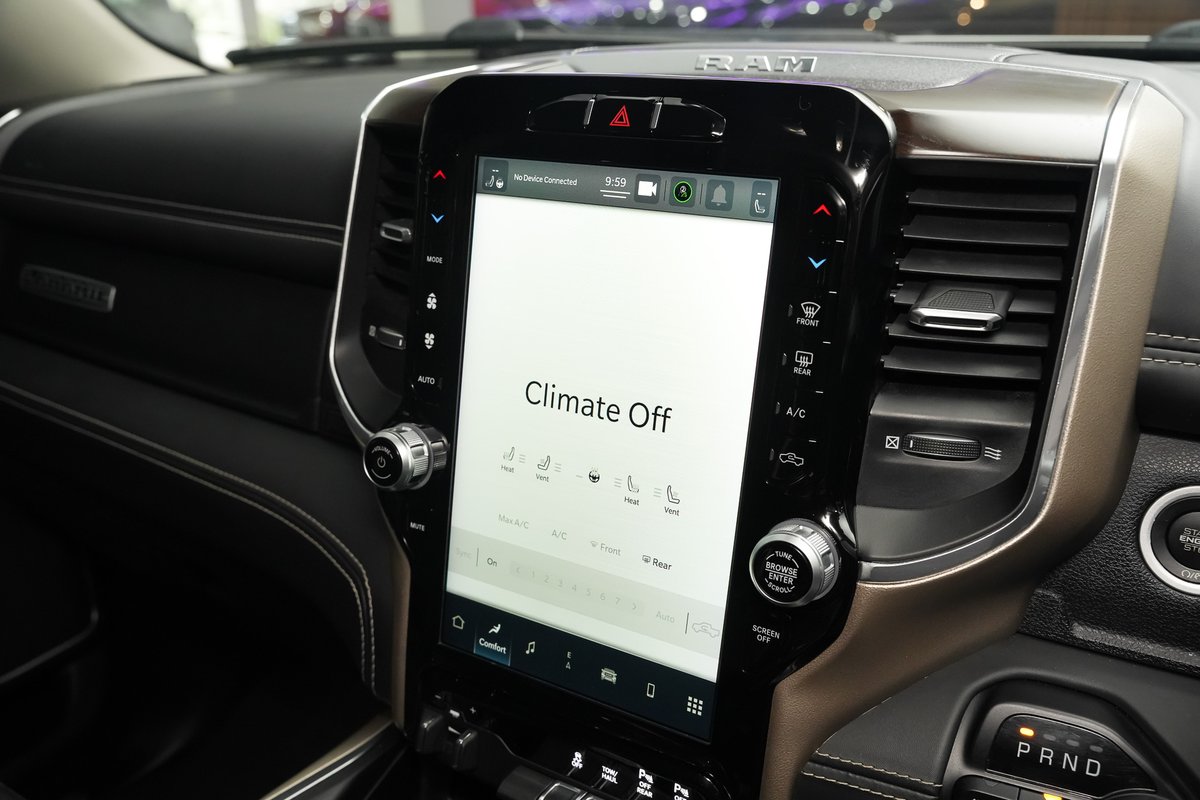 2022 RAM 1500 Laramie RamBox DT MY22 4X4 Dual Range image 14