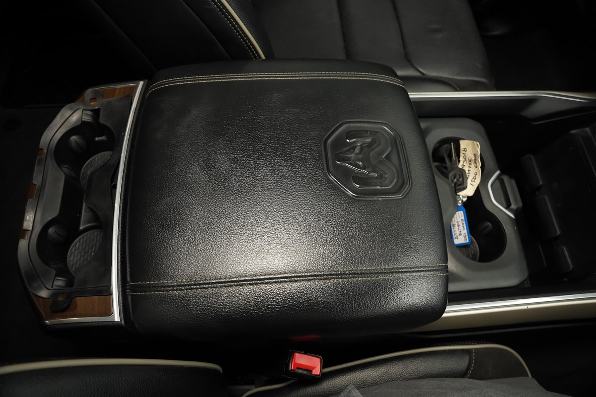 2022 RAM 1500 Laramie RamBox DT MY22 4X4 Dual Range image 24