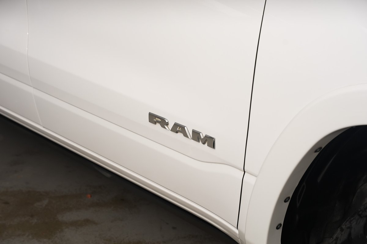 2022 RAM 1500 Laramie RamBox DT MY22 4X4 Dual Range image 27