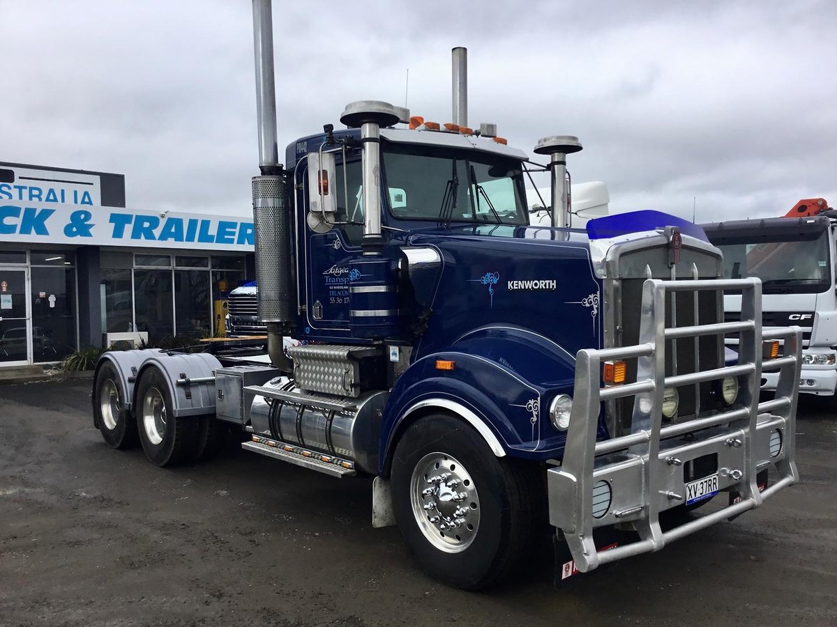 2004 Kenworth T950 Tradition 2X Cummins Detroitt $145000+Gst T950 TRADITION image 2