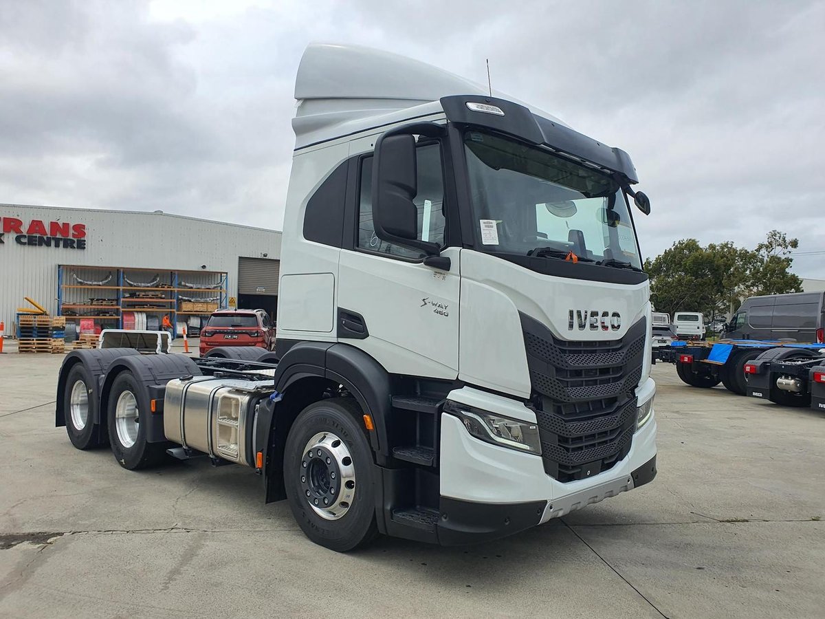 2024 Iveco S-Way AT600 image 3