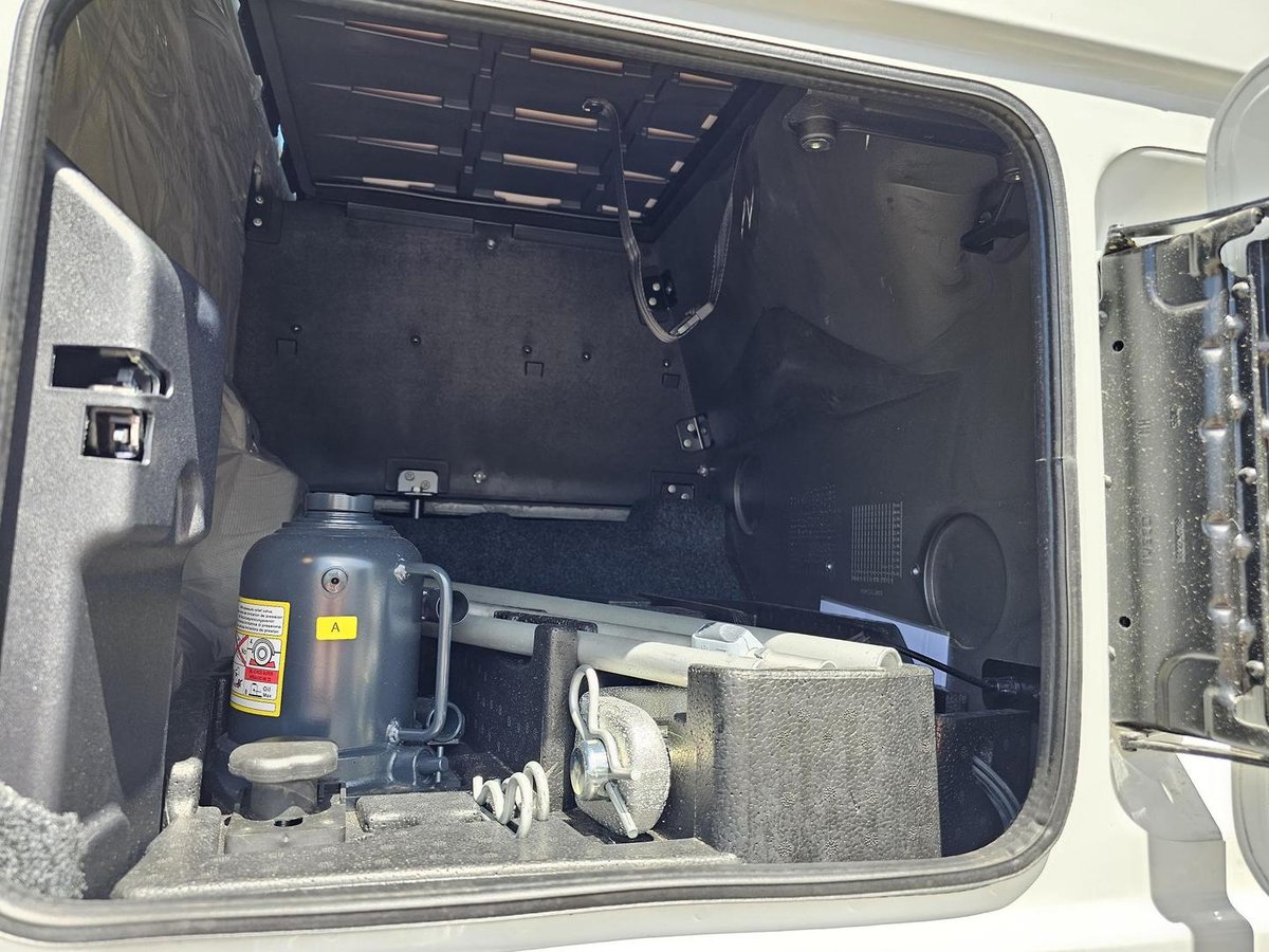 2026 Iveco S-Way AT230 image 30