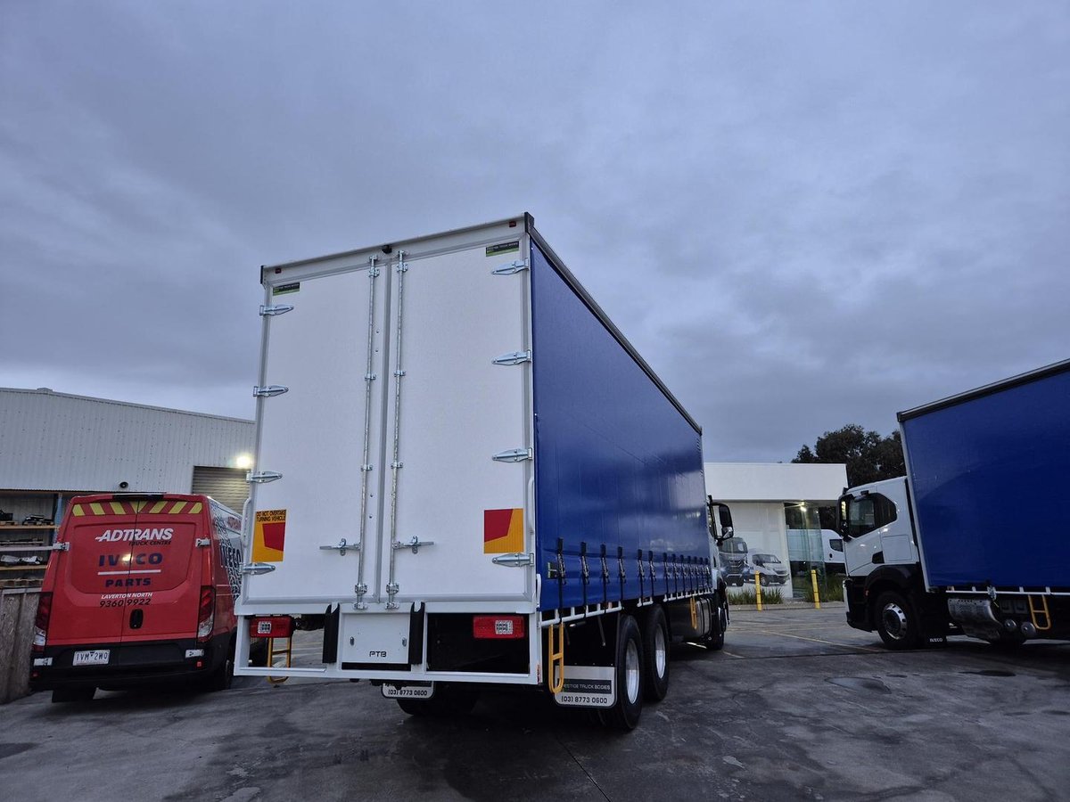 2026 Iveco S-Way AT230 image 15