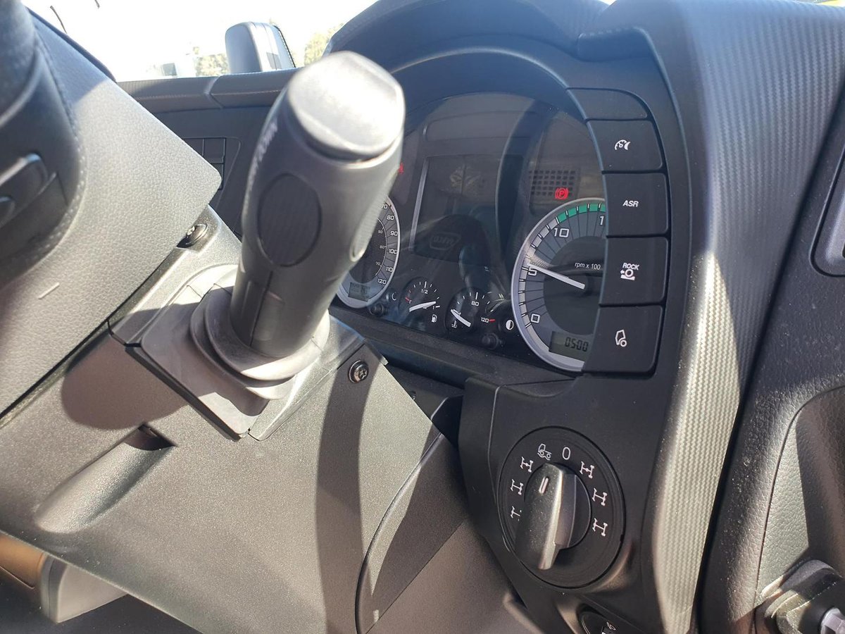 2026 Iveco T-Way image 15