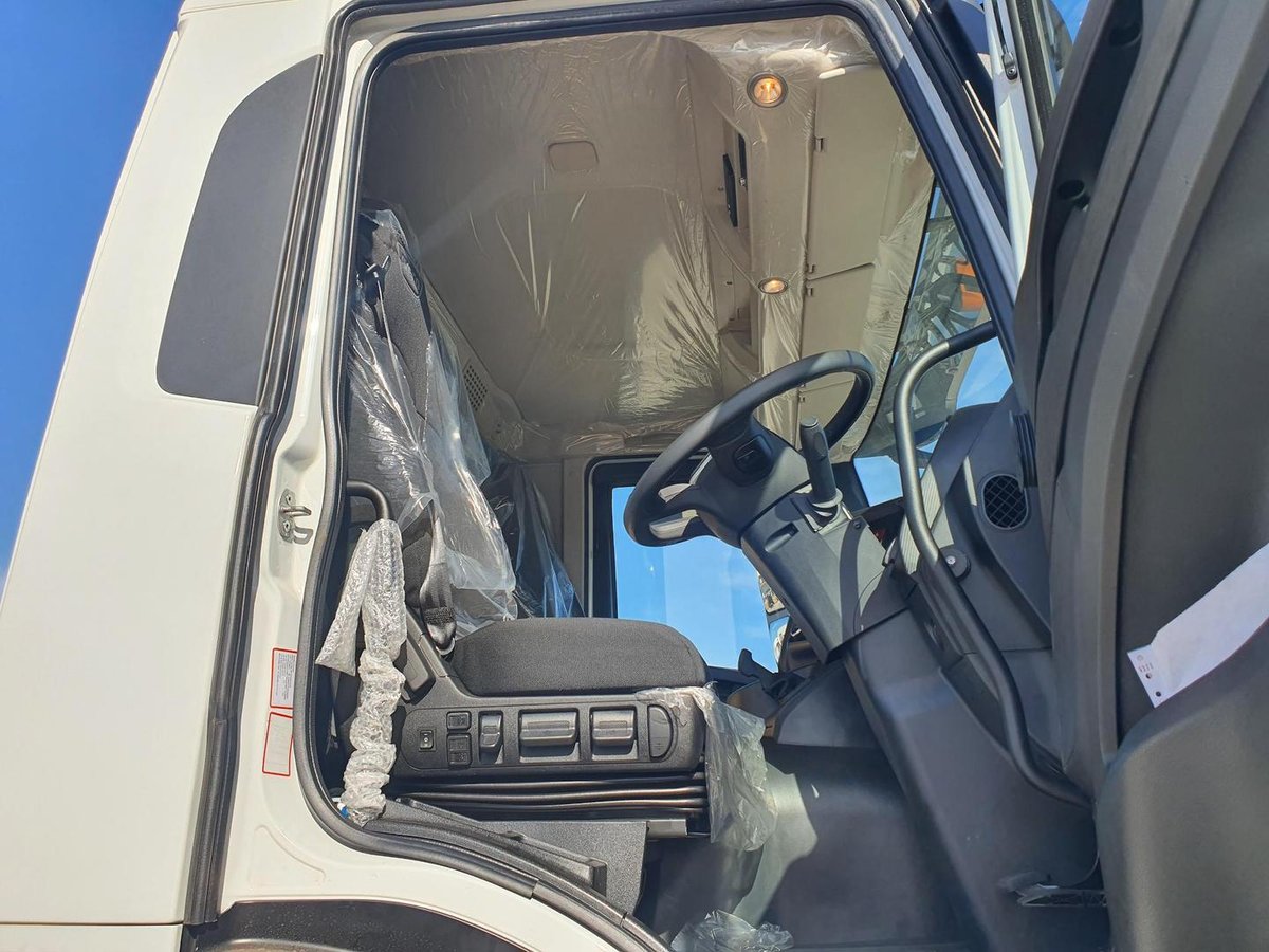 2026 Iveco T-Way image 14