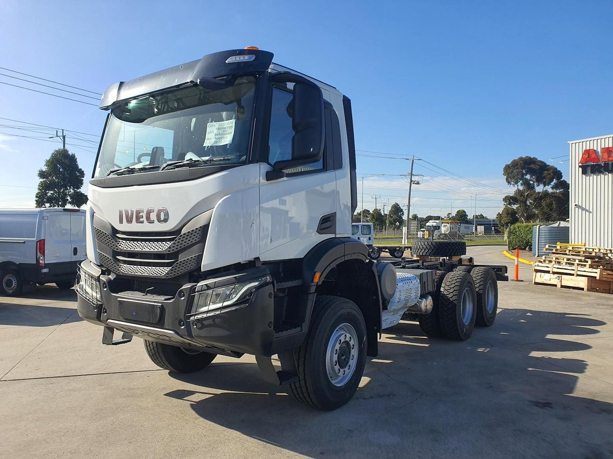 2026 Iveco T-Way image 7