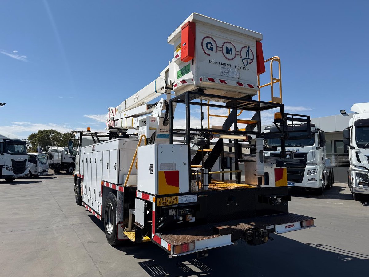 2011 Hino 500 Series FG1628 Auto image 5