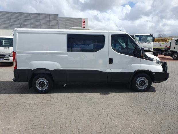 2021 Iveco Daily 35S17 image 30