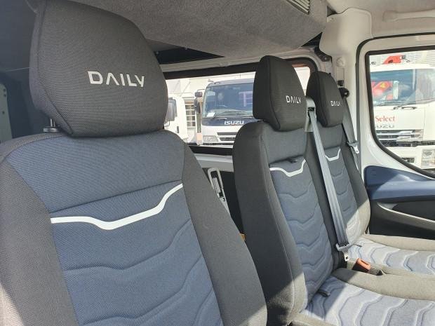 2021 Iveco Daily 35S17 image 23