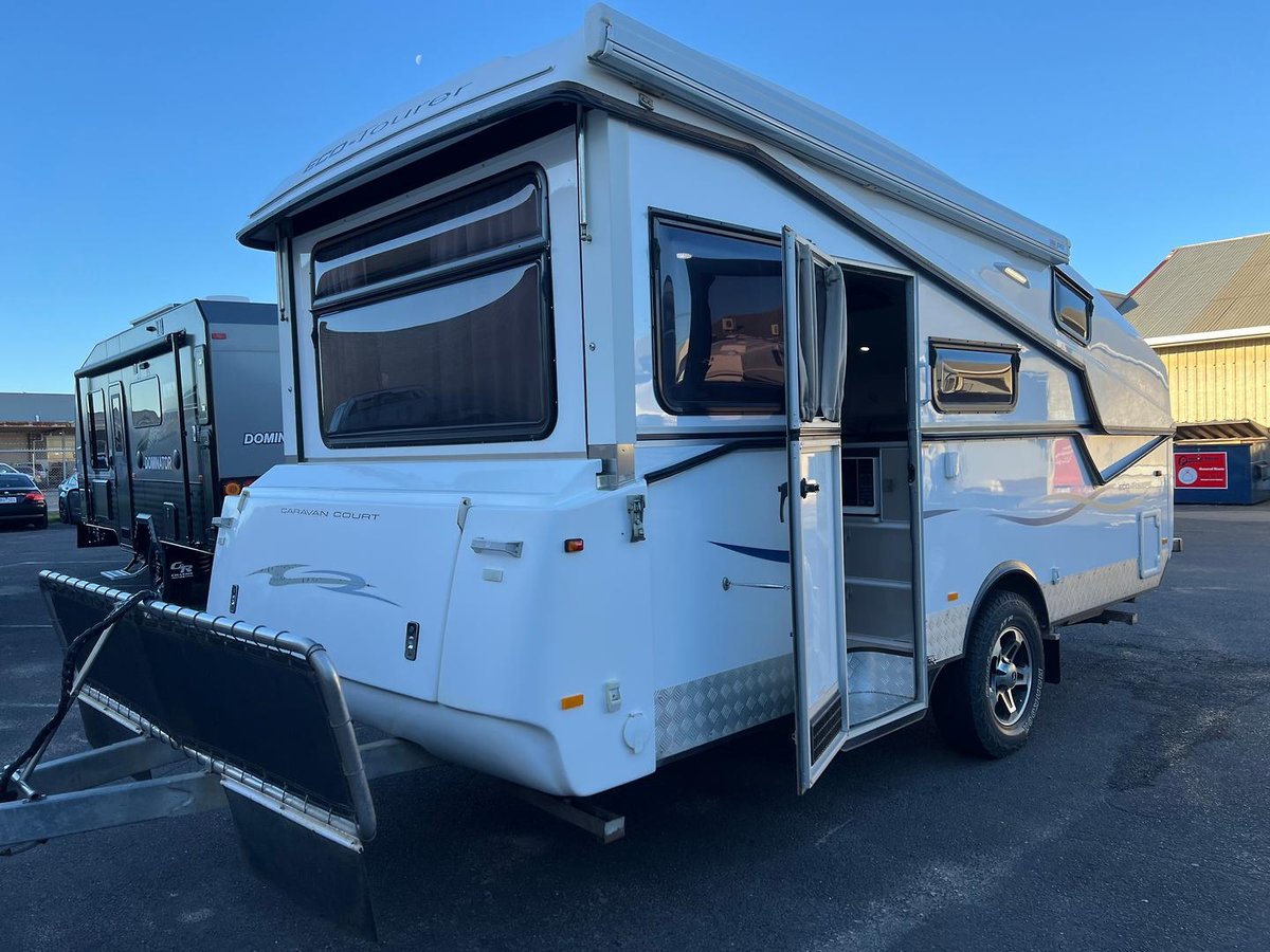 to Caravan Court, Frankston VIC Caravan Court