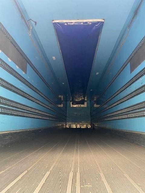 2016 Maxi Trans 24P Freezer Van image 7