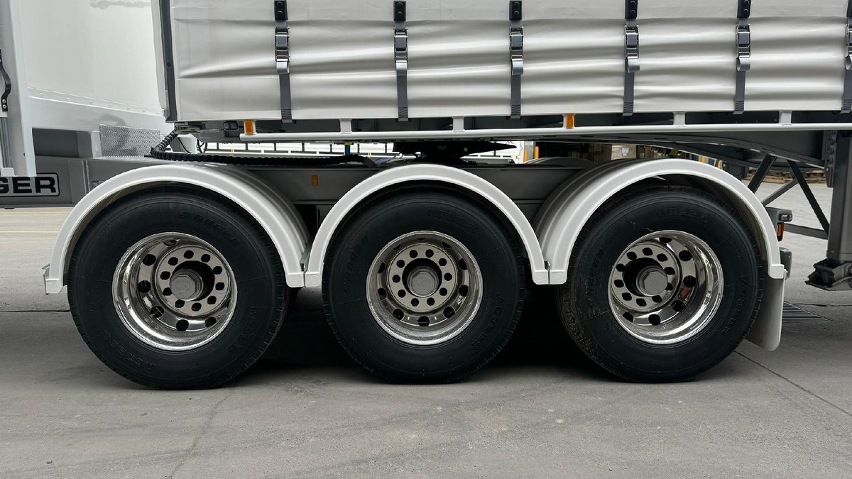 2026 Krueger 34P Straight Curtain Sider B Double Combination image 26