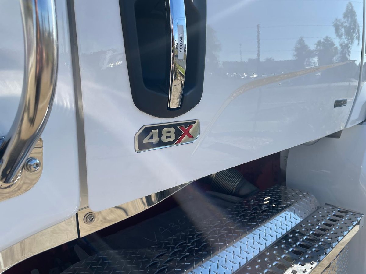 2024 Western Star 48X 48" Sleeper Prime Mover With Dovetail & Bullbar image 17