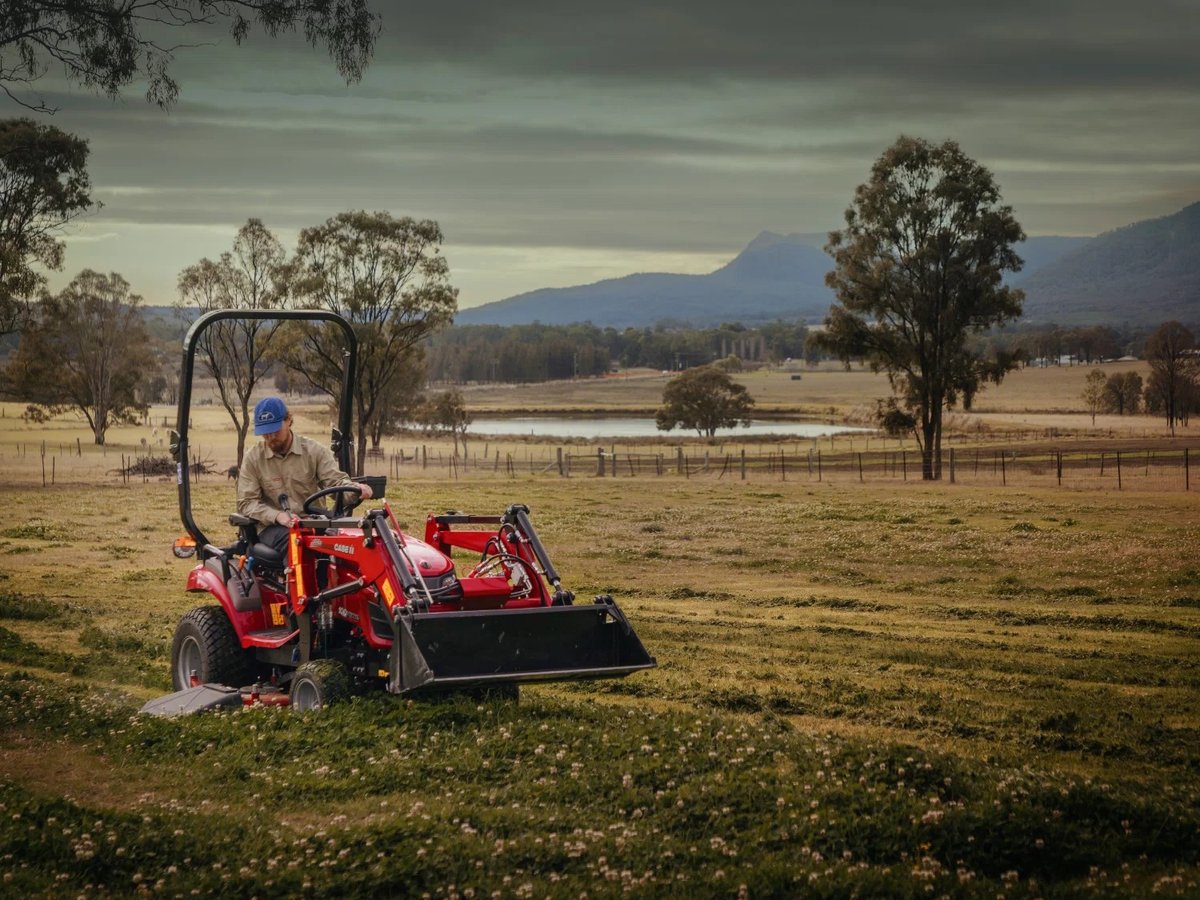 CASE IH FARMALL 25B