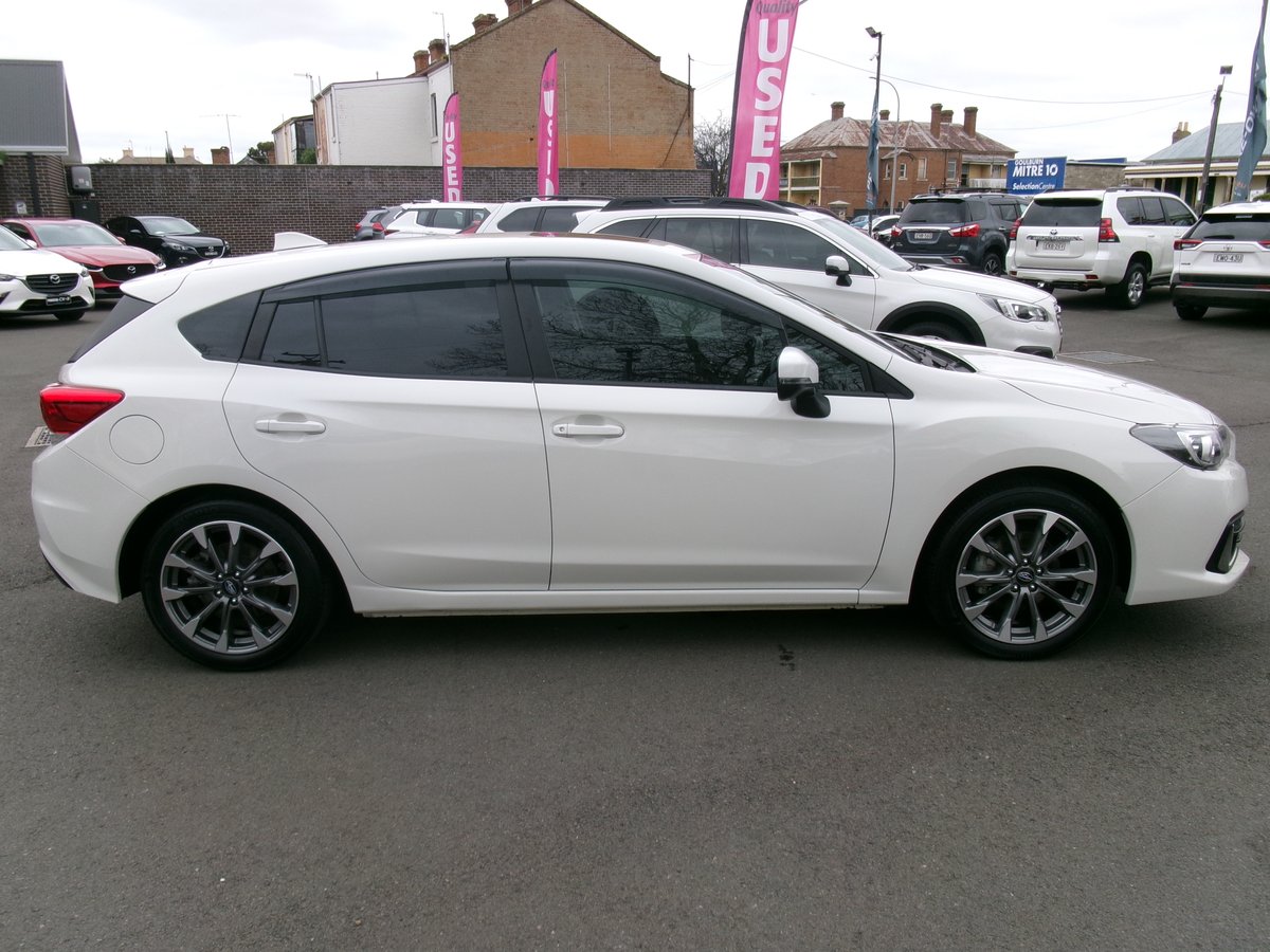 2022 SUBARU IMPREZA 2.0i PREMIUM (AWD) MY22 image 9