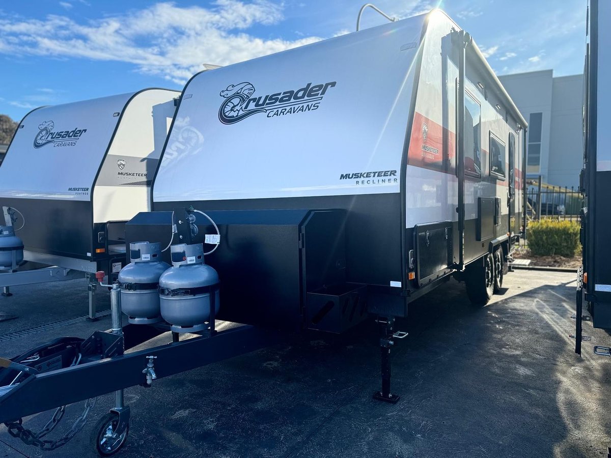 2024 Crusader Musketeer Recliner Semi OFFRoad 2 BerthImmediate