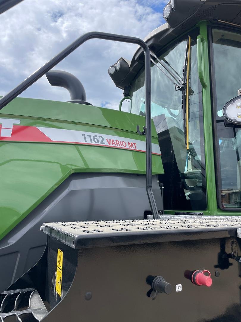 Fendt 1162 Vario Mt Tractor image 2