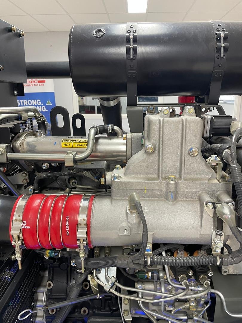 Isuzu Engine image 9