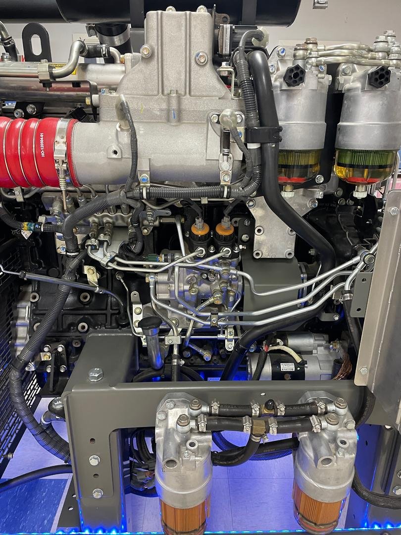 Isuzu Engine image 2