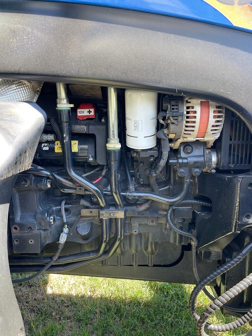2016 New Holland T6.140 image 7