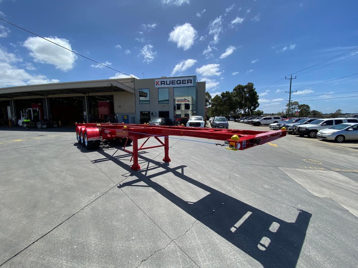 2026 Krueger 40' Skeletal C/W 12 Twist Locks image 24