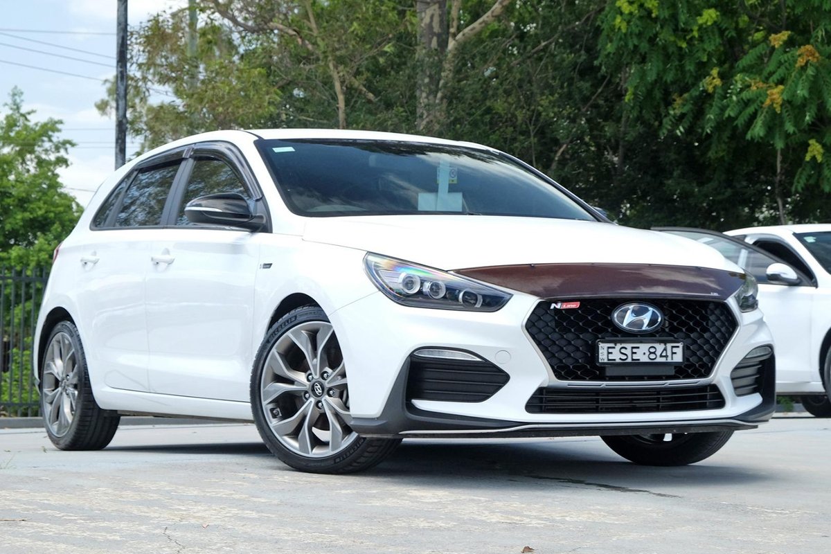 VUXEEKDR Sonnenschutz-Aufkleber Für Hyundai I30 - Sichtschutz & Dekoration Für Frontscheibe