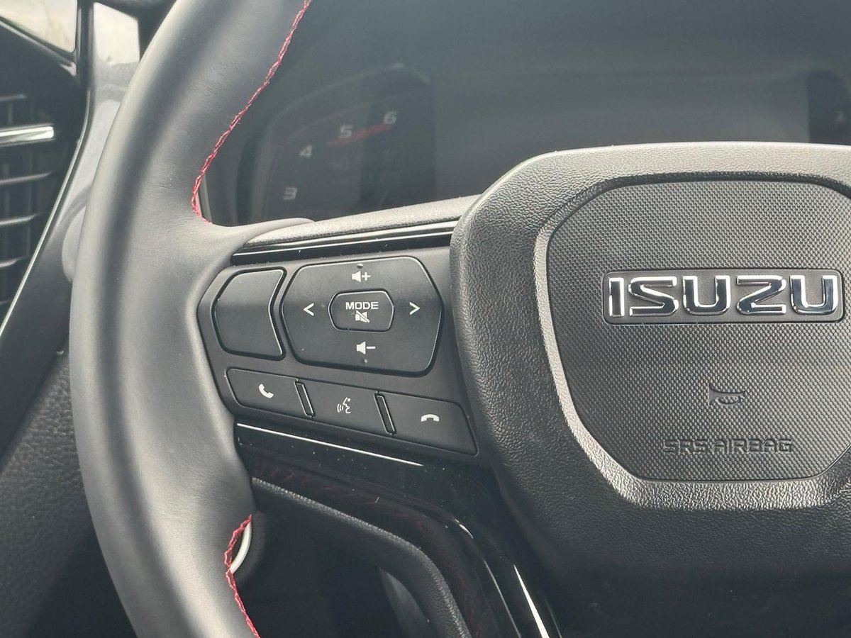 2026 Isuzu D-MAX X-TERRAIN MY25.5 4X4 Dual Range image 15