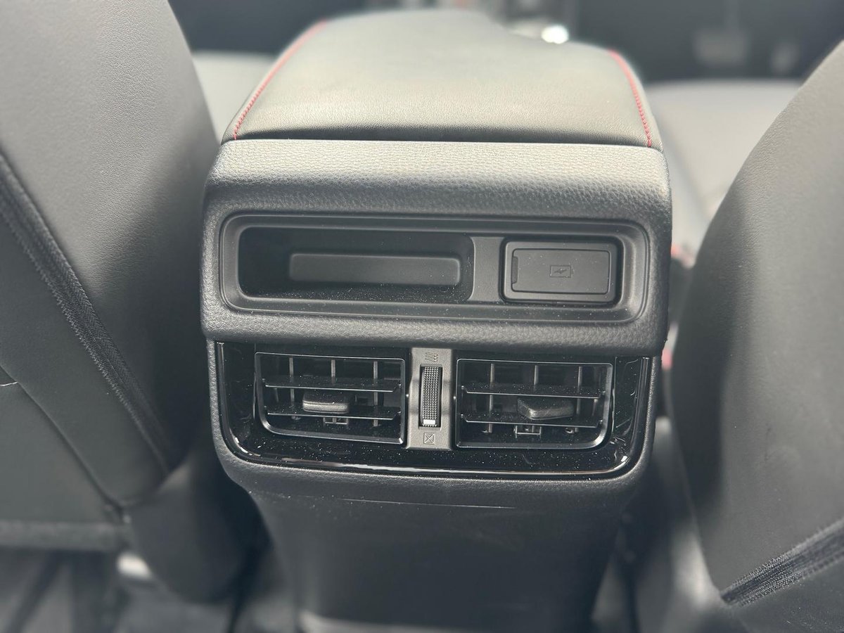 2026 Isuzu D-MAX X-TERRAIN MY25.5 4X4 Dual Range image 33