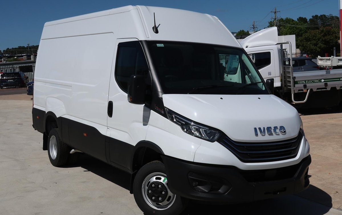 2023 Iveco Daily 50C18V image 2