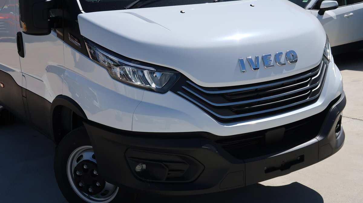 2023 Iveco Daily 50C18V image 12