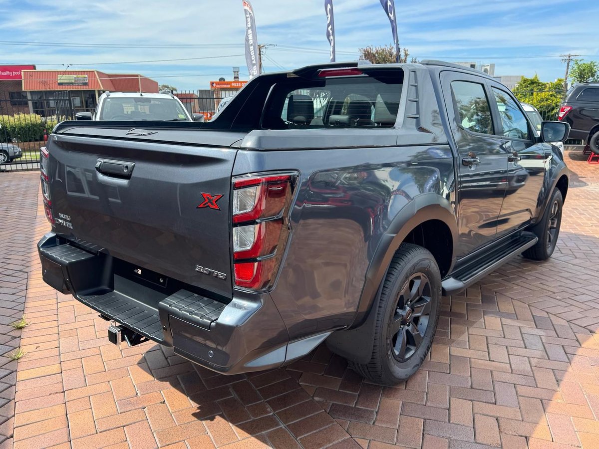 2026 Isuzu D-MAX X-TERRAIN MY25.5 4X4 Dual Range image 7