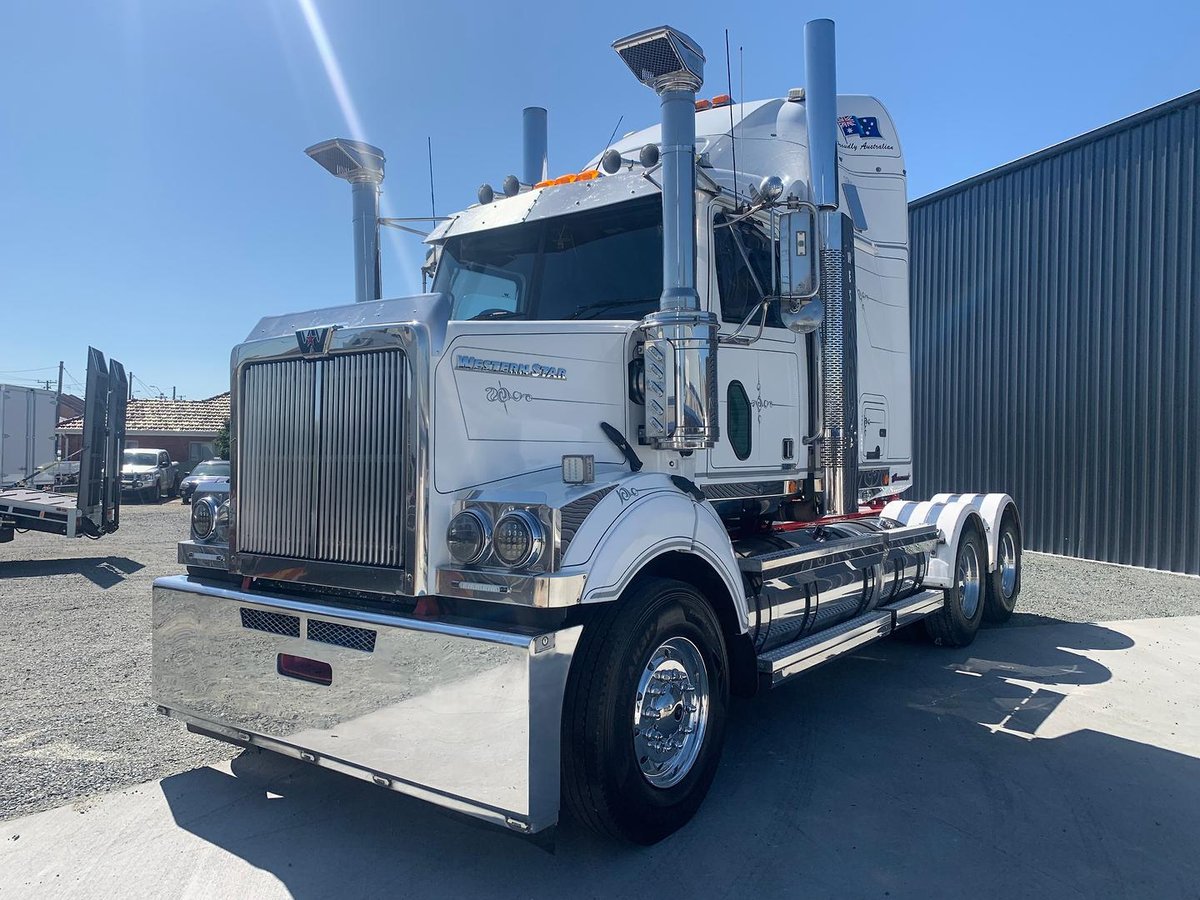 2018 Western Star 4864Fxb With 40