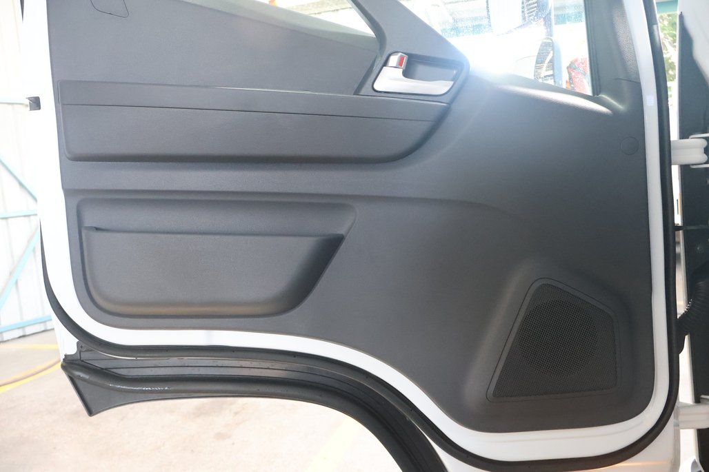 2025 Hyundai Ex6 Swb image 18