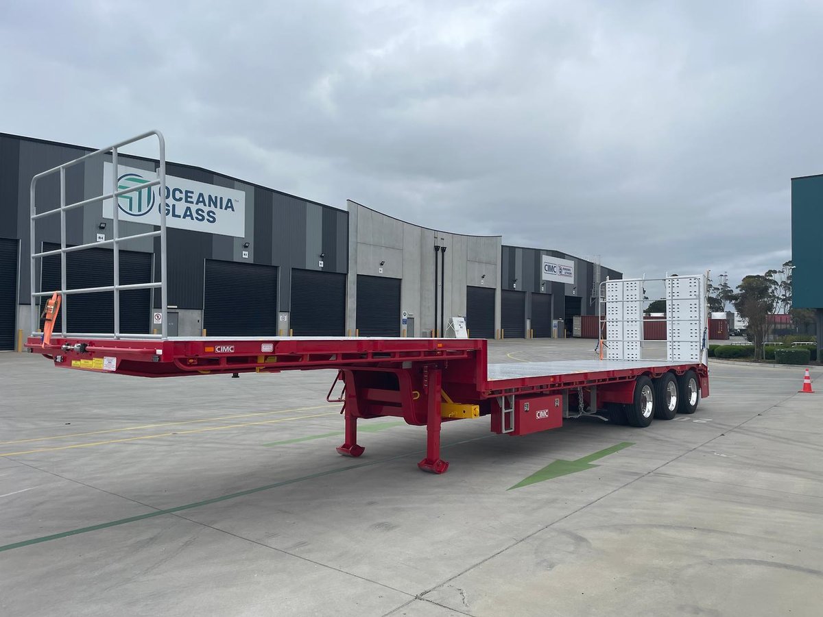 2026 CIMC 45' Drop Deck With Ramps (Single & Bifold Available) image 20