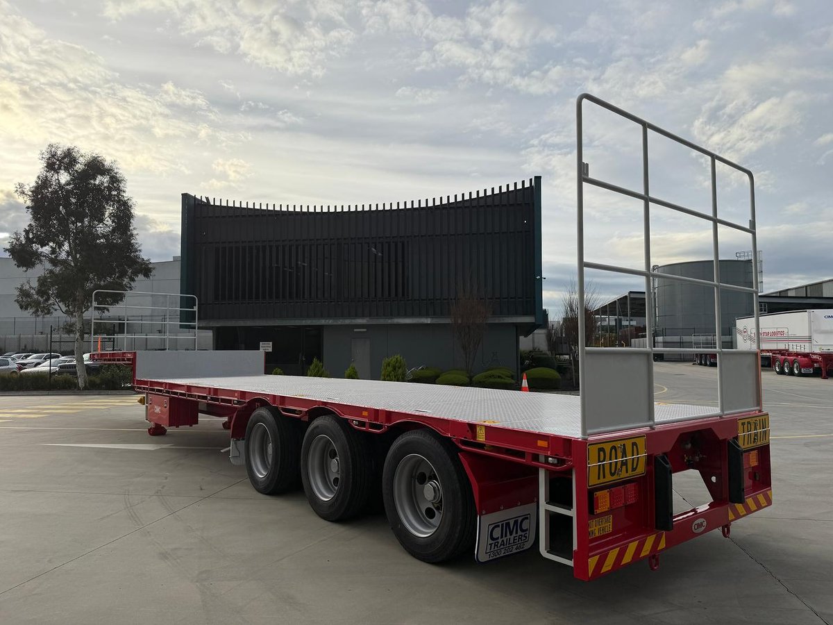 2026 CIMC 45' Drop Deck image 2