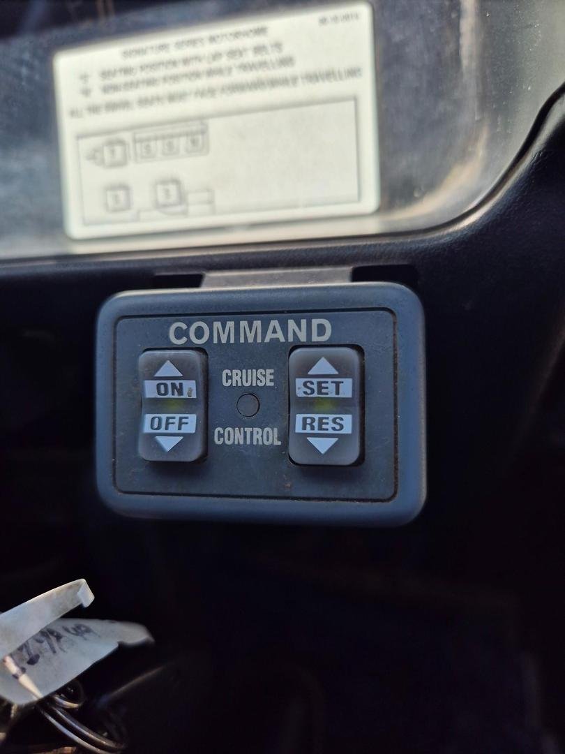 2003 Isuzu Nqr450 4 Berth Swagman image 2