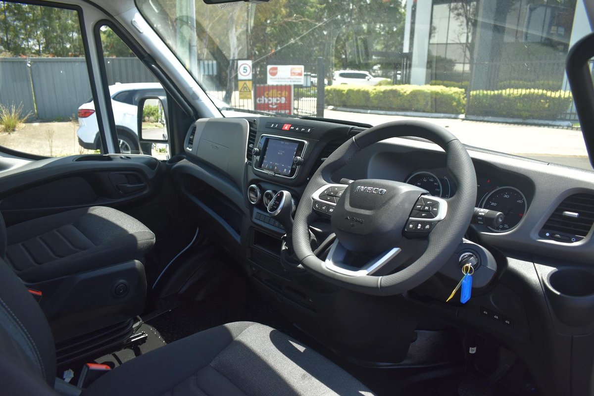 2024 Iveco Daily 70C18V image 15