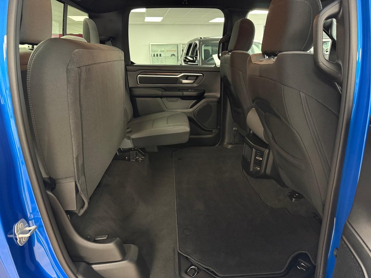 2024 RAM 1500 Big Horn DT MY24 4X4 Dual Range image 17