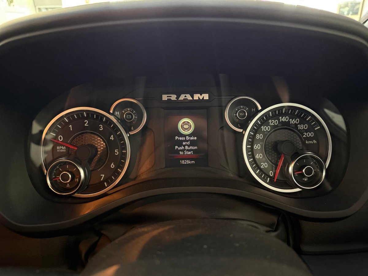 2024 RAM 1500 Big Horn DT MY24 4X4 Dual Range image 23
