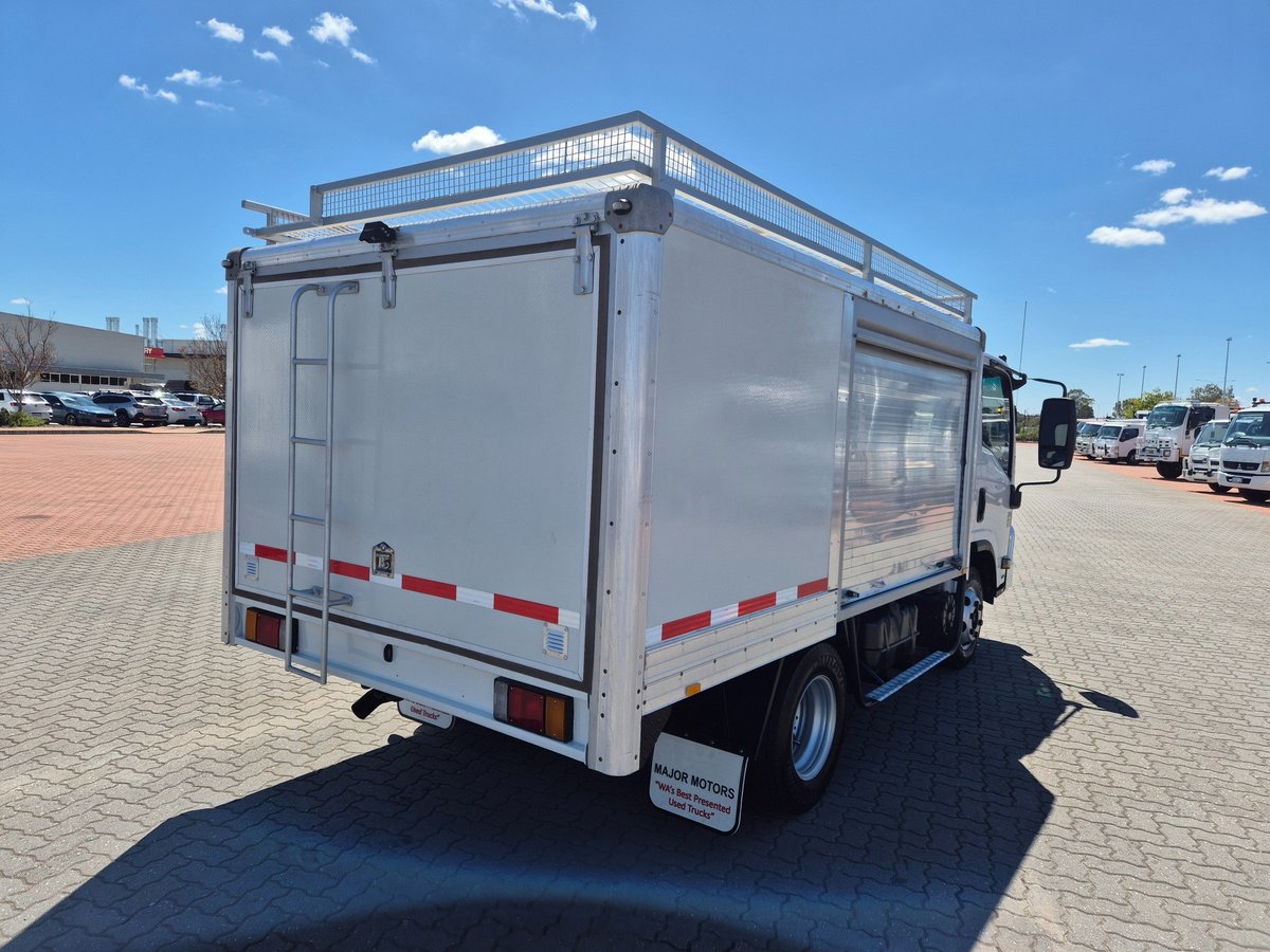 2014 Isuzu Trucks Npr200 Car License A.m.t Service Body image 12