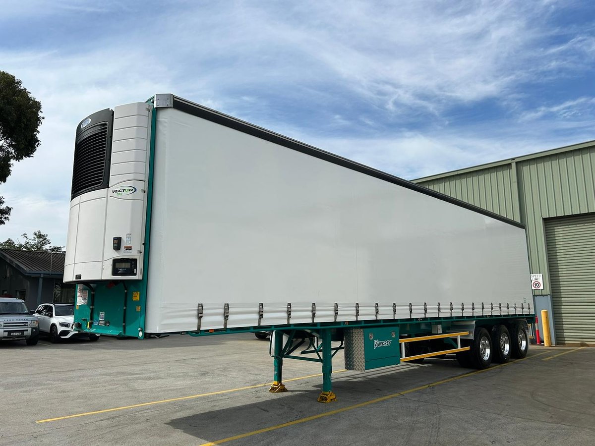 2019 Vawdrey St3 22 Pallet Refrigerated Curtain Sider, R/T