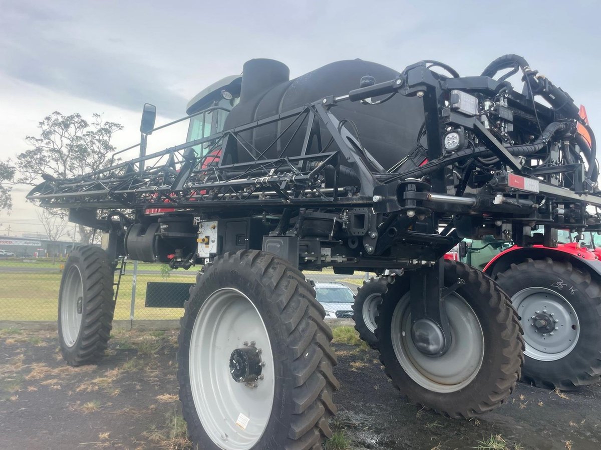 2023 Massey Ferguson 9335 image 3