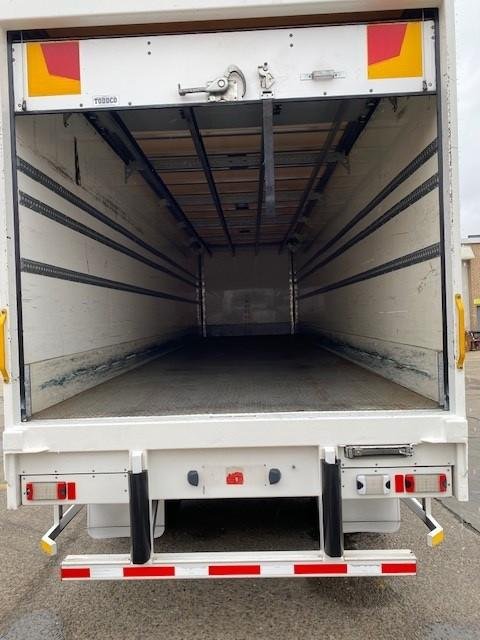 2015 Vawdrey 16P Dry Van image 29