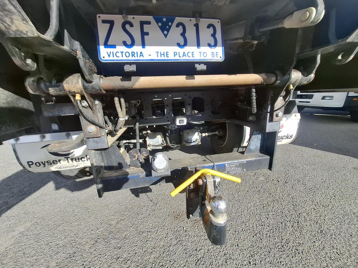 2012 Isuzu Frr 600 Medium image 21