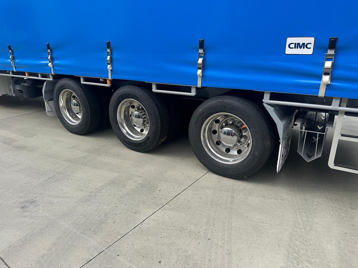 2025 CIMC 34 Pallet Drop Deck Mezzanine B Double Curtainsider image 14
