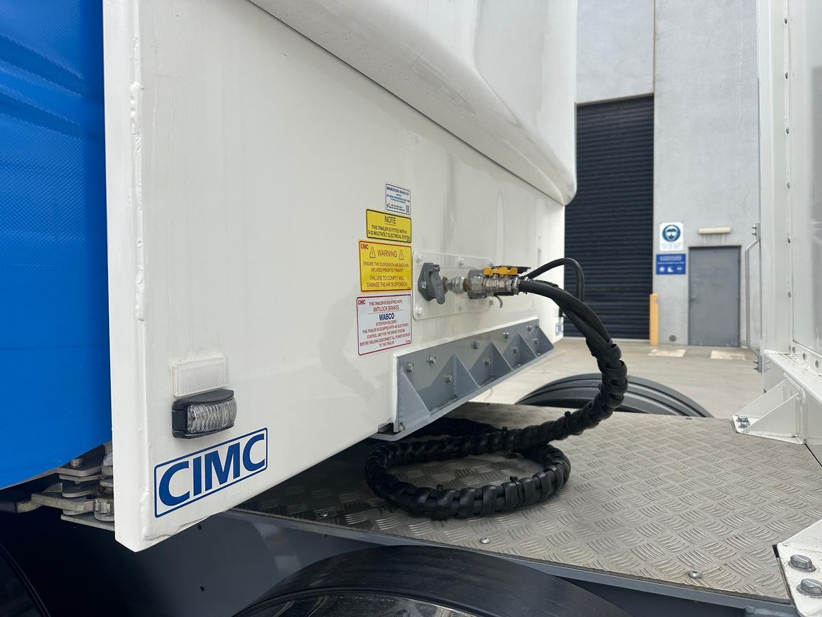 2025 CIMC 34 Pallet Drop Deck Mezzanine B Double Curtainsider image 9