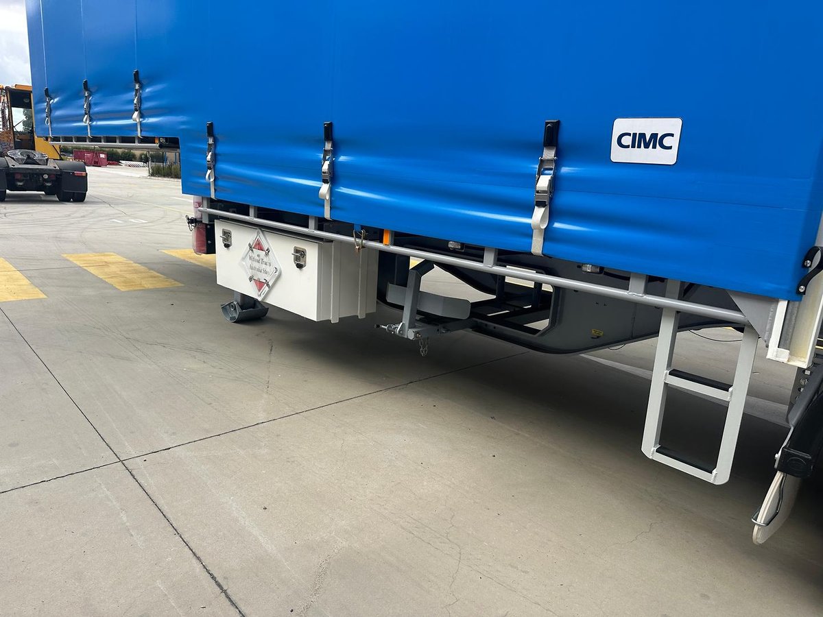 2025 CIMC 34 Pallet Drop Deck Mezzanine B Double Curtainsider image 18