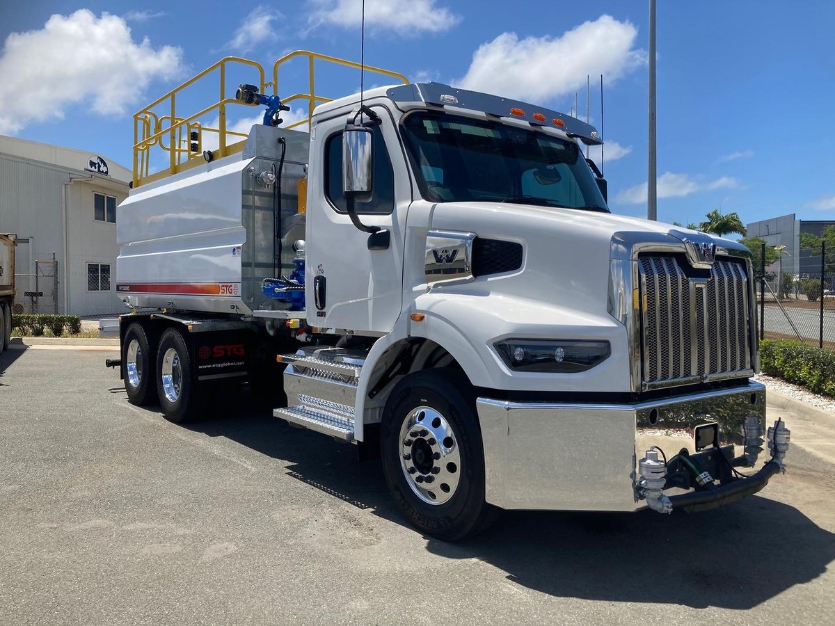 2023 Western Star 47X Day Cab Auto With Brand New Truck Warranty Rigid With Water Tank